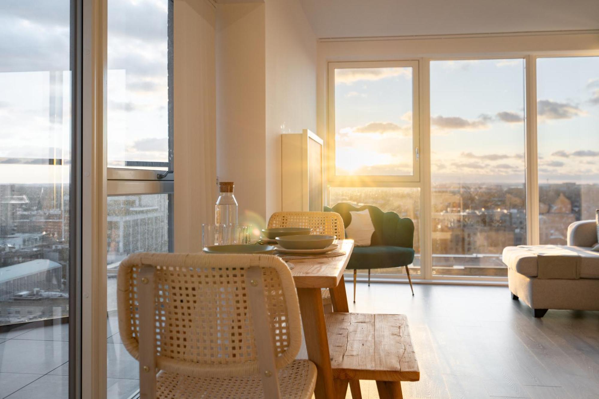 하운슬로우 Sunset Retreat: Steps From Heathrow/Twickenham 아파트 외부 사진